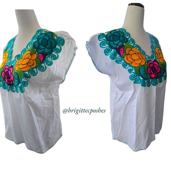 HANDMADE Traditional Embroidered Mexican Blouse - Picture 2 of 10